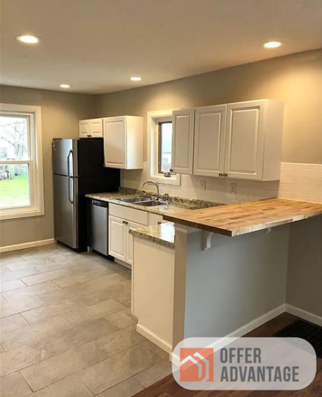 Photo - 2049 Linwood Ct