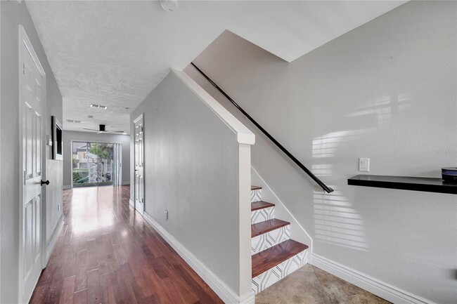 Photo - 200 Sterling Springs Ln