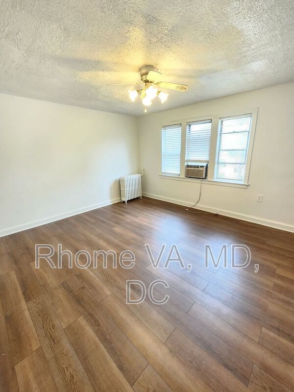 Photo - 515 Franklin St NE Unit 4