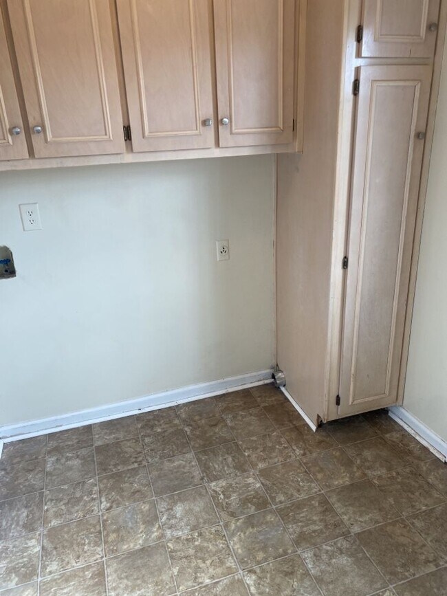 Photo - 5798 Stoneridge Drive- North Columbus