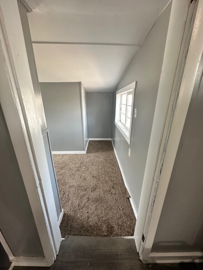 520 Sherman St Unit 2