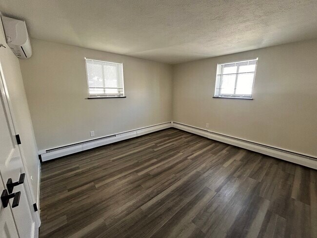 Photo - 16 Walnut St Unit B2