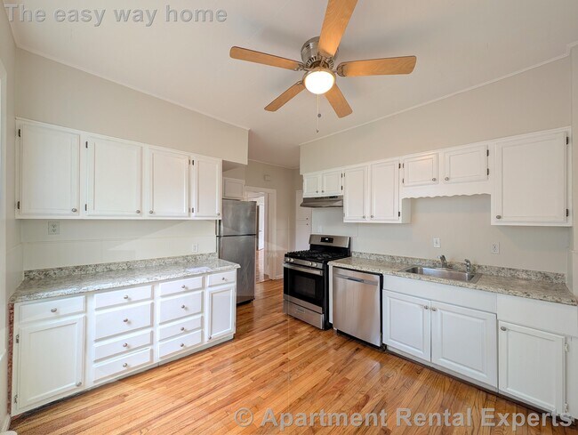 Building Photo - 28 Ripley St Rental