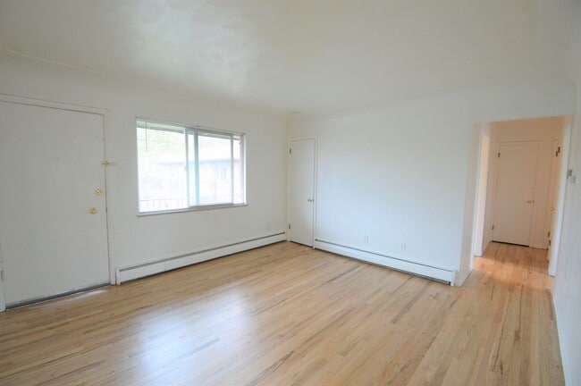 Photo - Portland Place Apartments