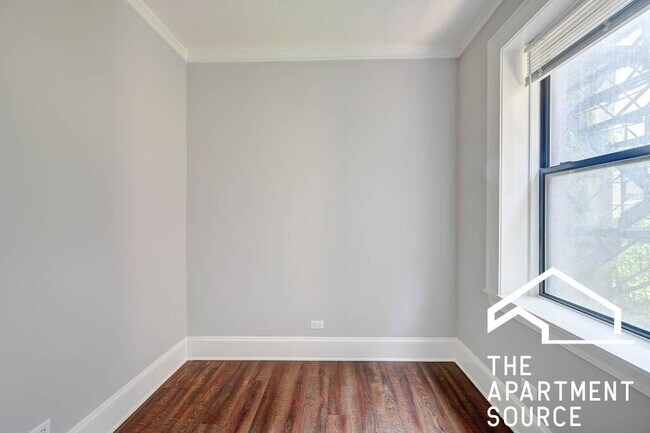 Photo - 817 W Lakeside Pl Unit 208