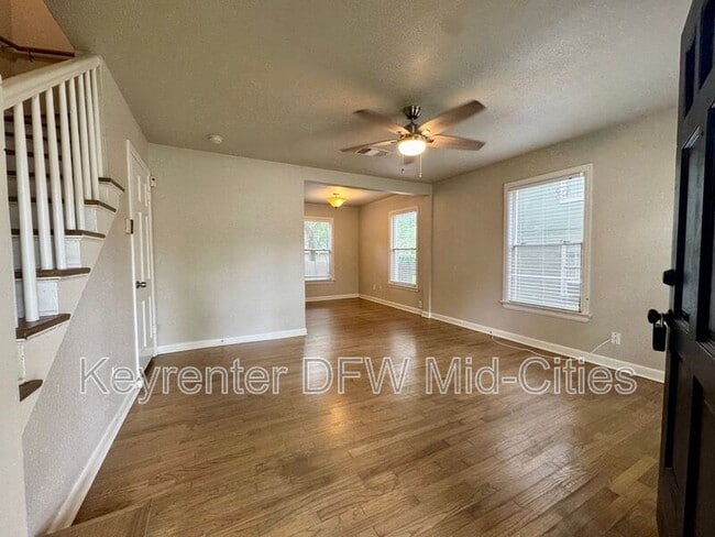 311 N Oak Cliff Blvd