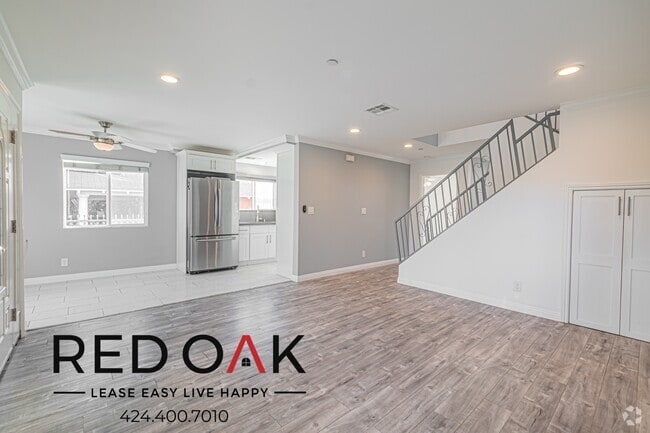 Building Photo - 911 E Hyde Park Blvd Unit A Rental