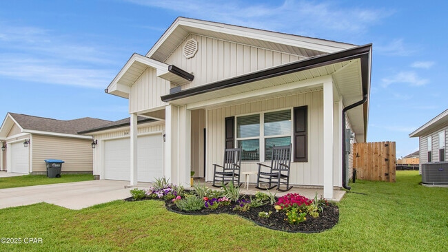 Photo - 5044 Rivergrass Dr House
