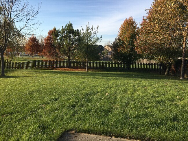 Photo - 908 Bentgrass Dr