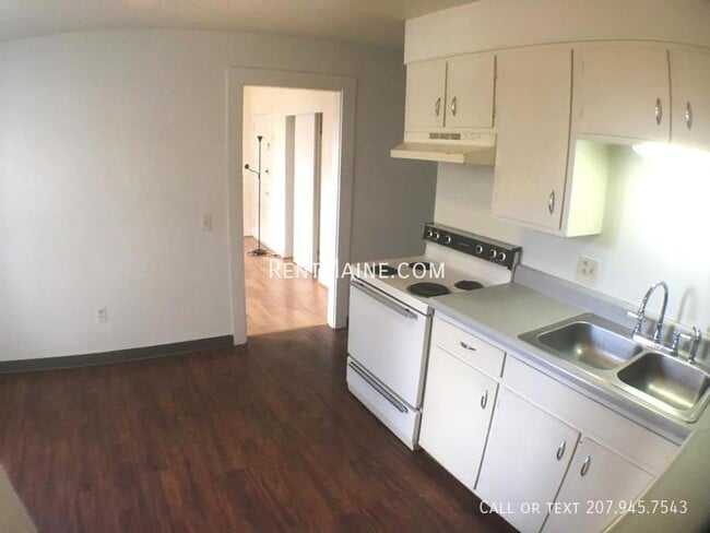 Photo - 699 Main St Unit 1