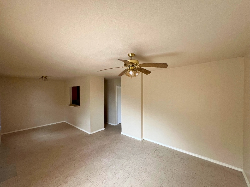 Photo - 3103 E Price St