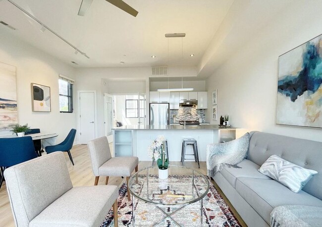 Photo - 2426 Ontario Rd NW