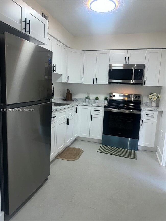 Photo - 500 NW 24th Ave Unit 27