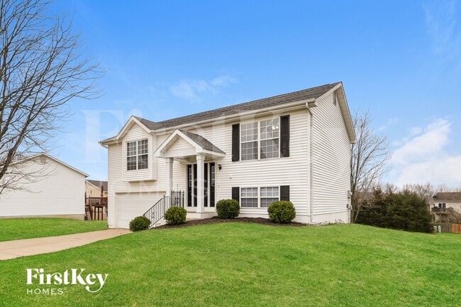 Photo - 710 Tobermory Ct