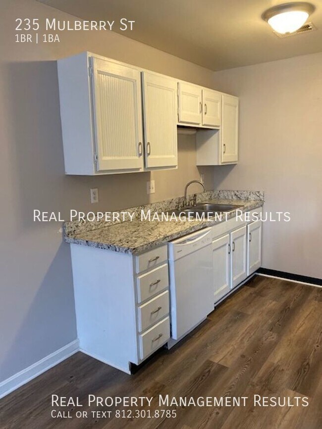 Photo - 235 Mulberry St