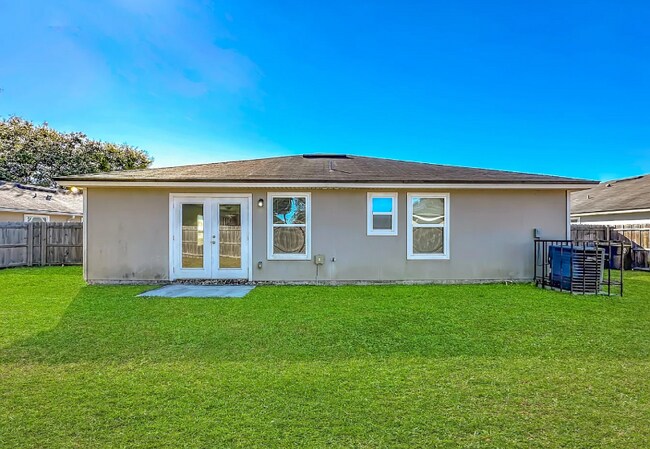 Photo - 9487 Thorn Glen Rd