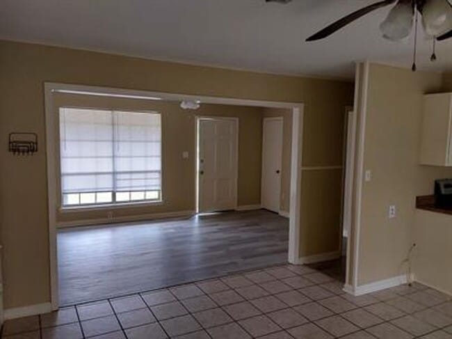 Photo - Convenient Location