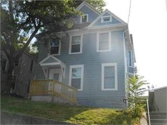 Photo - 611 N Perry St Unit Apt 3