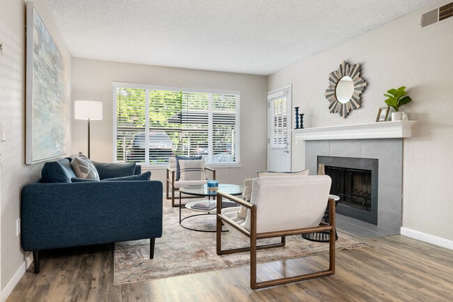 Photo - Chloe on Cirby