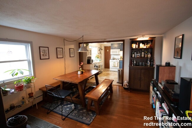 Photo - 62 Thorndike St
