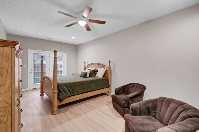 Photo - 2726 Brownsboro Rd Unit 2726