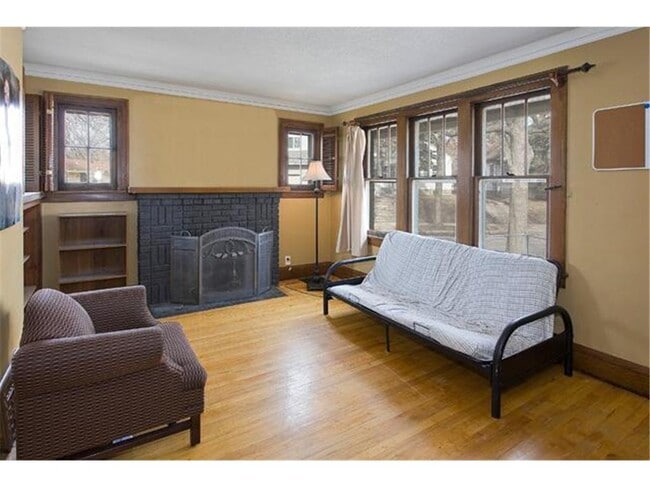 Photo - 2230 Cole Ave SE