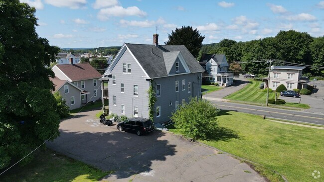 Building Photo - 173 N Main St Rental