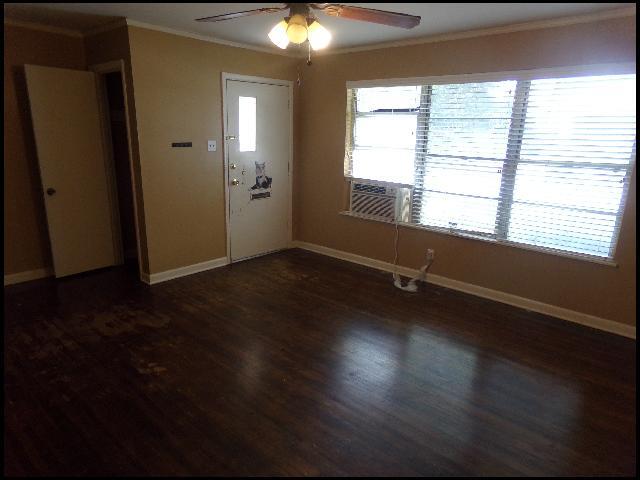 Building Photo - 1217 Look St Rental