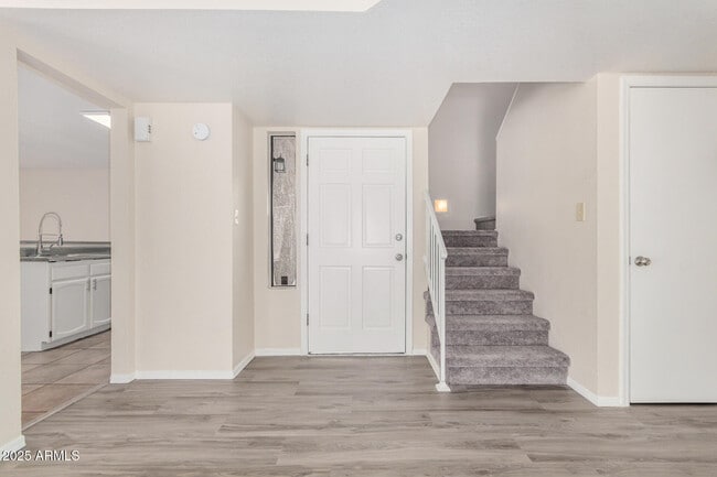 Photo - 10023 W Sells Dr