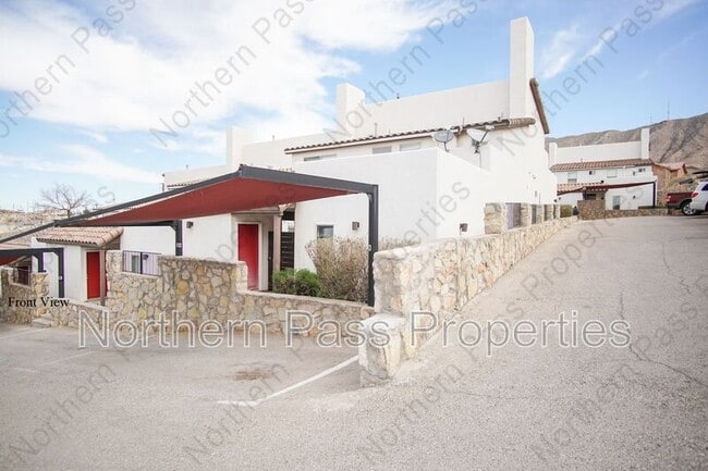 Photo - 4200 Camelot Heights Dr