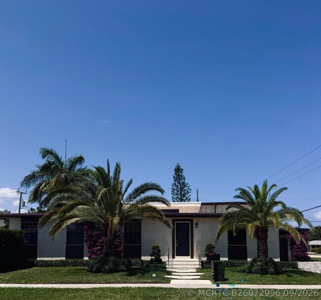 301 Palmetto St