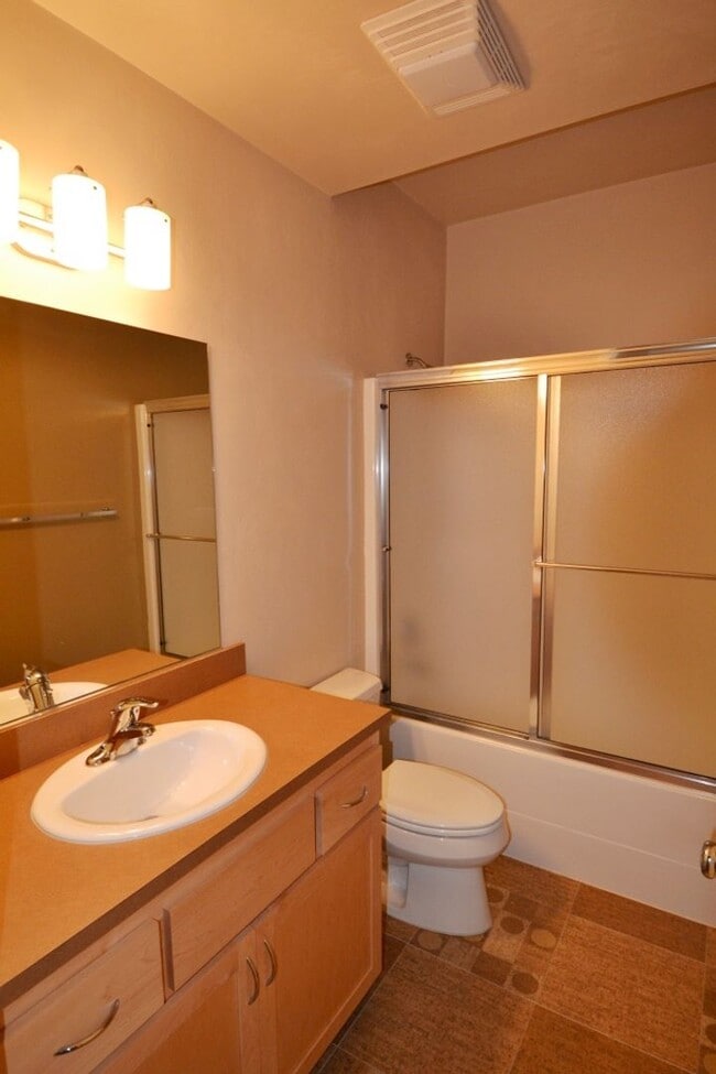 Photo - 1754 Patterson St Unit 09