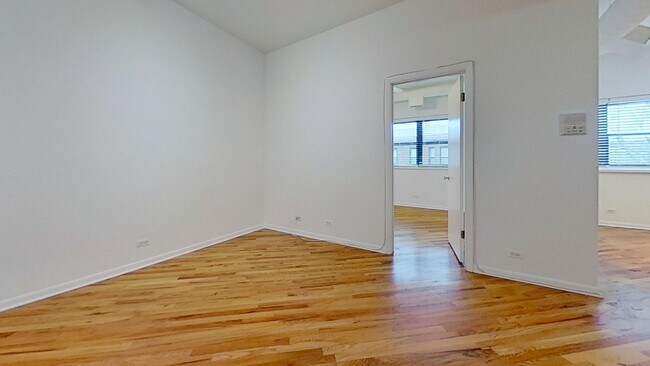 Photo - 4154-56 Lincoln Unidad 4156 2F