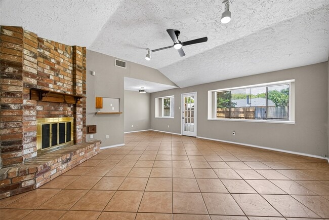 14002 Kathi Lynn Ln