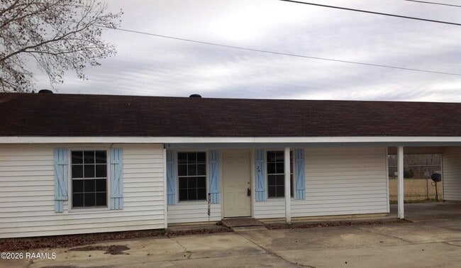 Building Photo - 706 Picard Rd