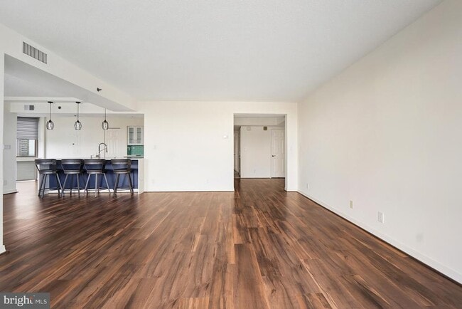 Photo - 5809 Nicholson Ln Unit 1216