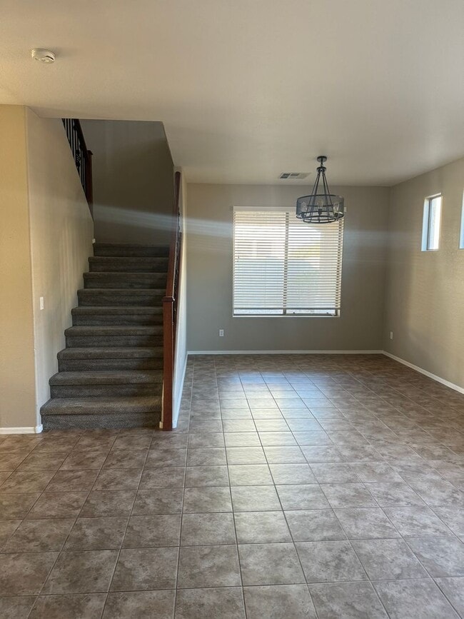 Photo - 4 bedroom in Sun Groves in Chandler