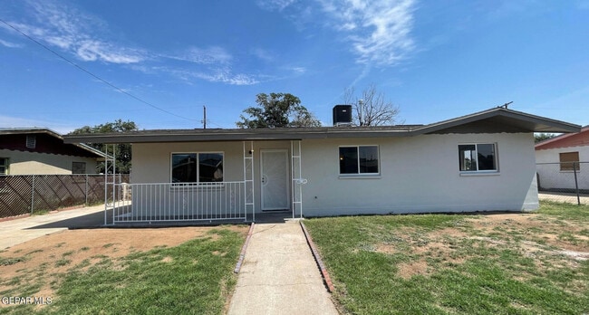 Photo - 10356 Preston Dr House