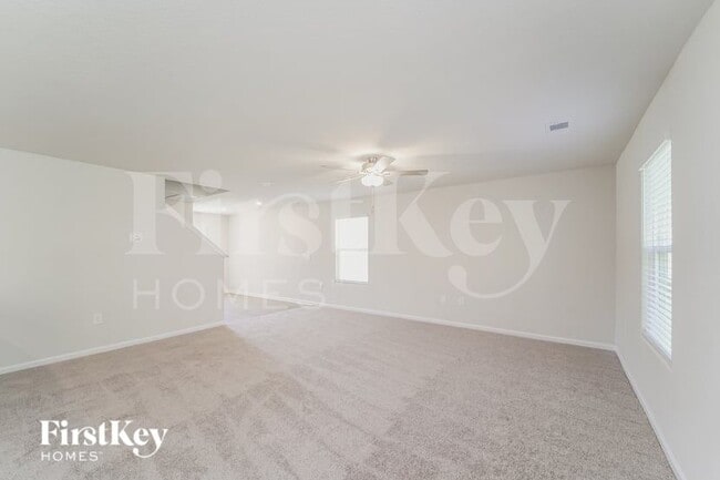 Photo - 8421 Deerwood Rd