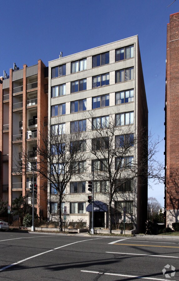 Photo - 3114 Wisconsin Ave NW