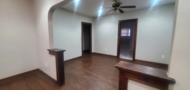 Photo - 118 N Quentin Ave