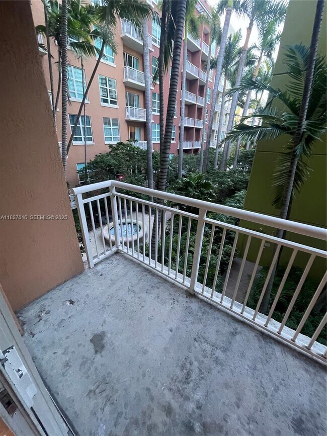 Photo - 2001 Biscayne Blvd Unidad 2217