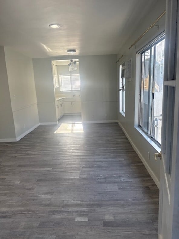 Photo - 1472 S Wooster St