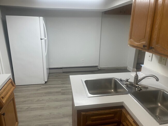20 Latham Ct Unit 20 Latham Ct