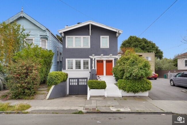 Building Photo - 1035 63rd St Rental