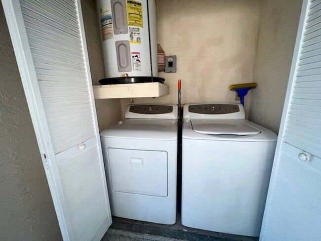 Photo - 2X2-Beautiful Florida lifestyle living!! M...