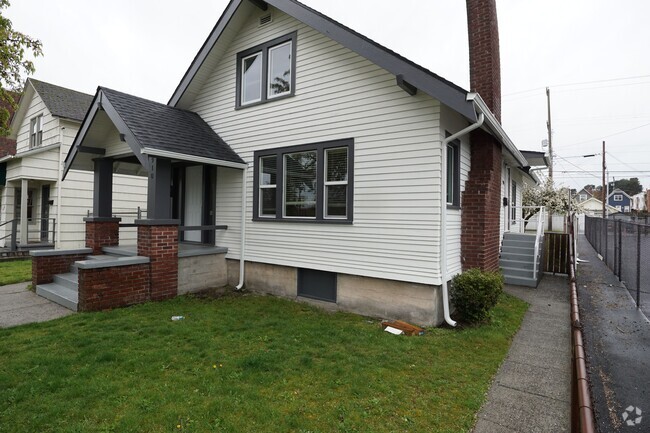Building Photo - 910 S I St Unit #B Rental