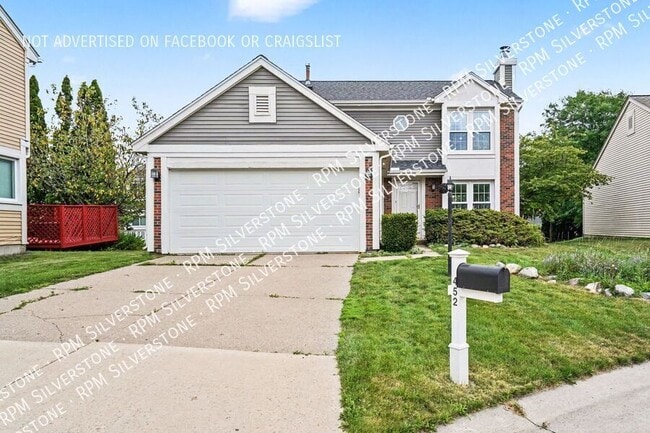 Photo - 452 Farmridge Ct