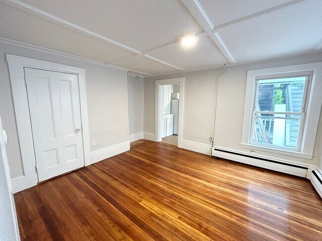 Photo - 13 Saratoga St Unit #1