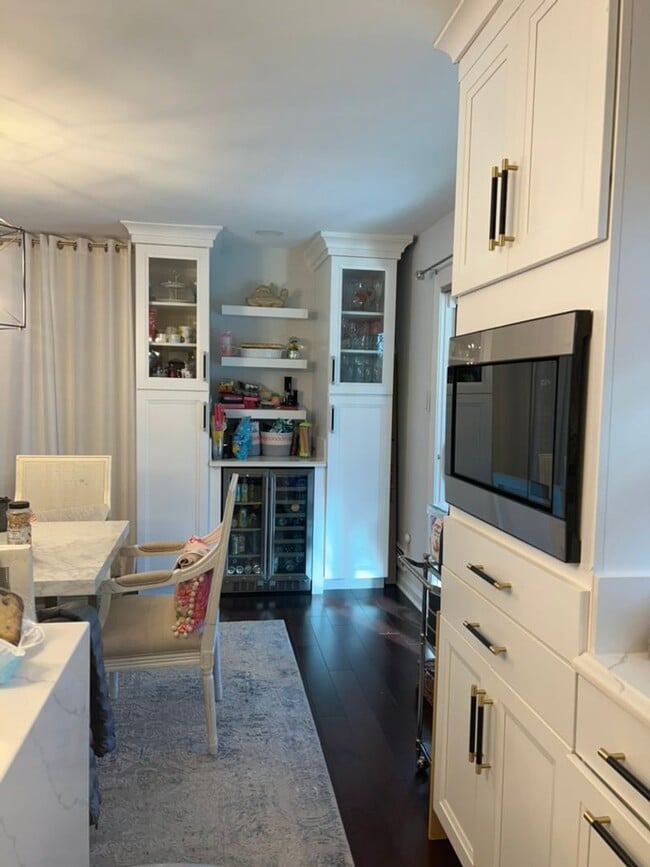 Photo - Gorgeous, fully remodeled 5 bed 3 bath centrally located in Great Falls